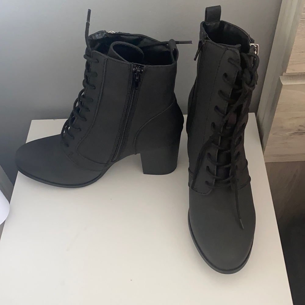 Brand new xoxo